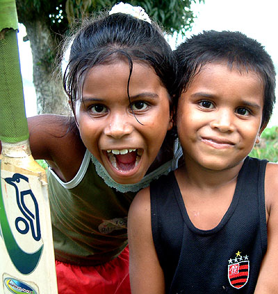 Backyard cricket on the Amazon, Brazil - We don't like cricket, we love it!
